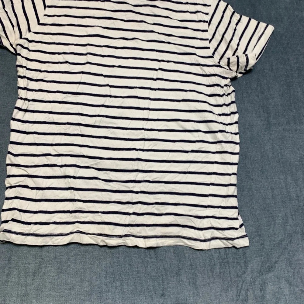 U.S. Polo Assn. T Shirt Mens Medium White Navy Striped V-Neck Short Sleeve Logo